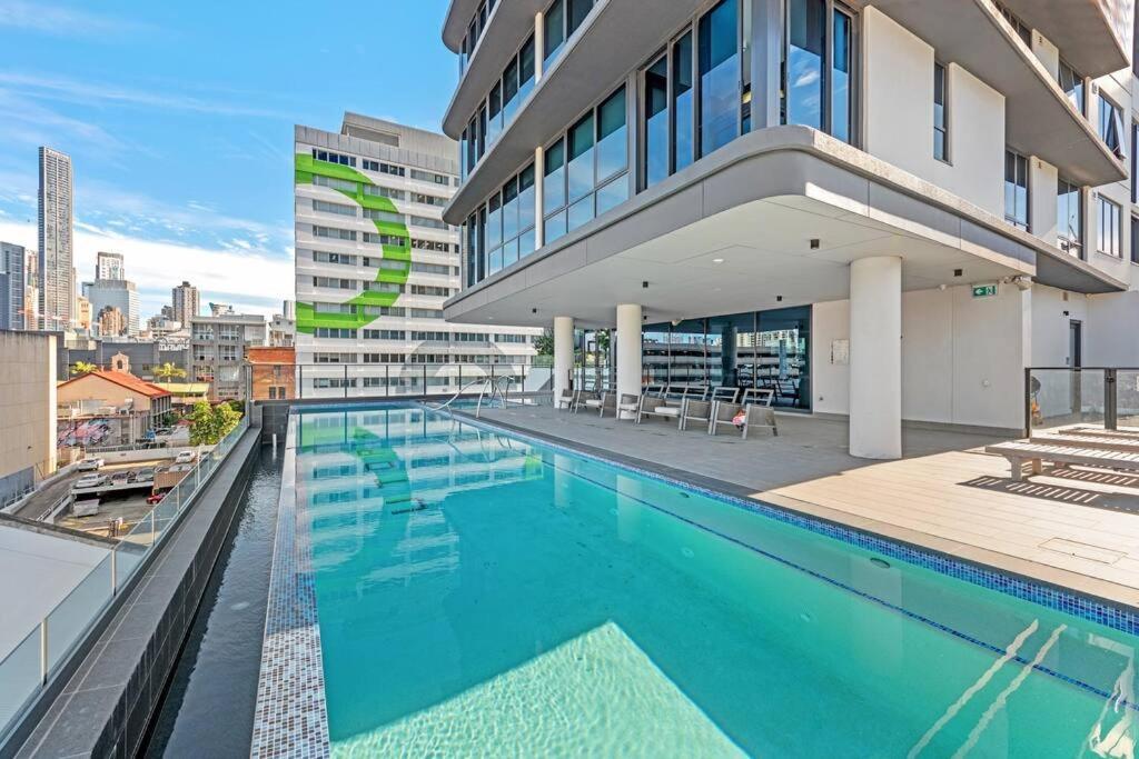 Great Located Unit/Private Balcony, Pool,Gym,Parking Apartment Brisbane Exterior photo