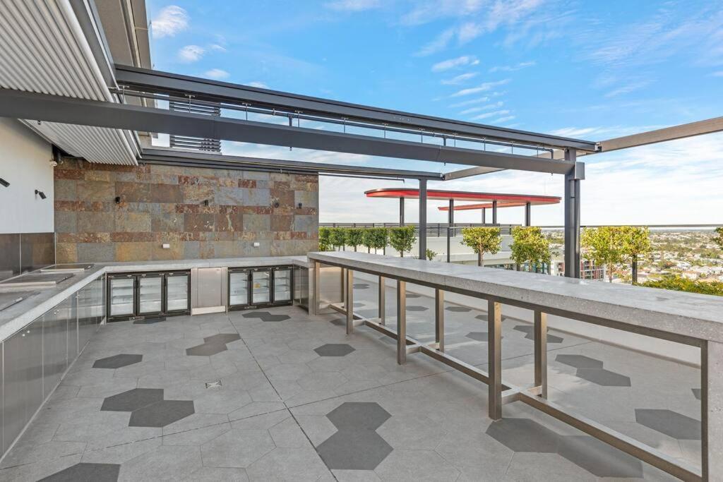 Great Located Unit/Private Balcony, Pool,Gym,Parking Apartment Brisbane Exterior photo